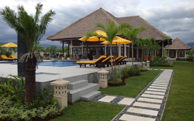 Villa Pelangi