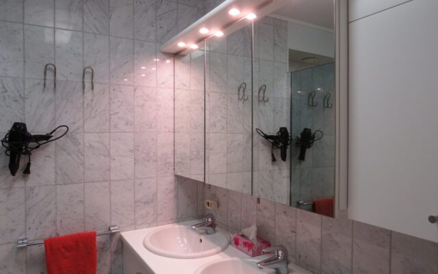 Modern appartement vlakbij het strand – foto 8