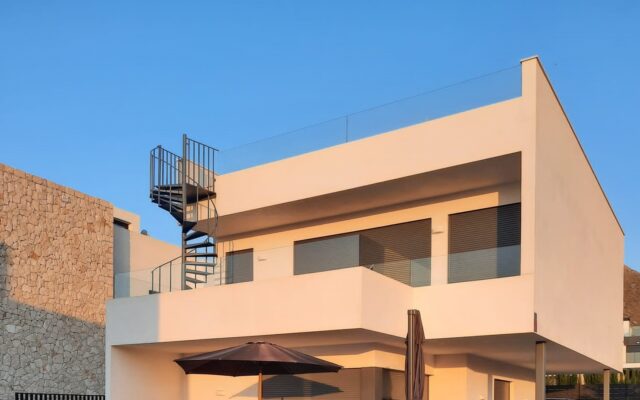 Moderne villa met zwembad in Colonia de Sant Pere